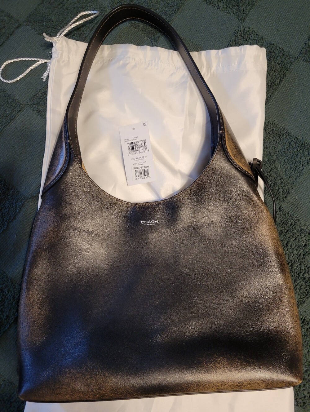 COACH LOVED LEATHER BROOKLYN 28